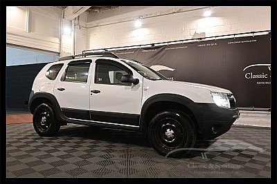 Dacia Duster 1.6i 4x2 Pack Sport 
