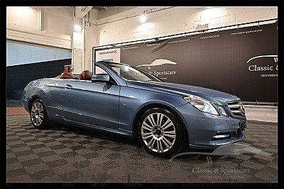 Mercedes-Benz E200 CGI Cabriolet Essence 