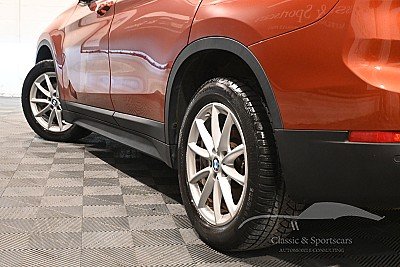 Photo 12 de BMW X1 2.0d sdrive18 FACELIFT EURO 6d AUTO Orange 
