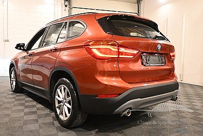 Photo 11 de BMW X1 2.0d sdrive18 FACELIFT EURO 6d AUTO Orange 