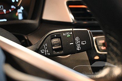 Photo 18 de BMW X1 2.0d sdrive18 FACELIFT EURO 6d AUTO Orange 