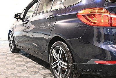 Photo 9 of BMW 218iA Gran Tourer Blue Petrol 7 SEATS 