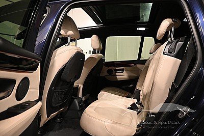 Photo 26 of BMW 218iA Gran Tourer Blue Petrol 7 SEATS 