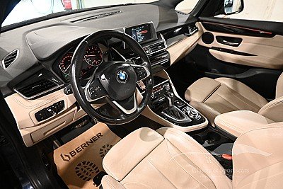 Photo 14 of BMW 218iA Gran Tourer Blue Petrol 7 SEATS 