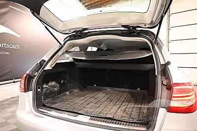 Photo 23 of Mercedes-Benz C 180d Break Silver Manual 