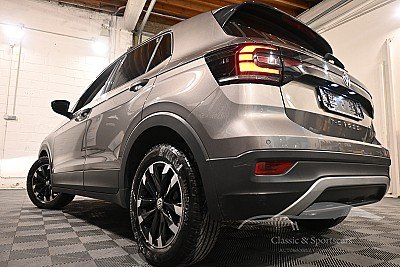 Photo 8 de Volkswagen T-Cross 1.0 TSI Essence 