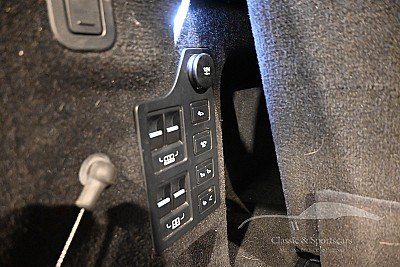 Photo 32 de Land Rover Discovery 5 3.0 V6 SC HSE DYNAMIC Essence 7 Places 