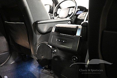 Photo 30 de Land Rover Discovery 5 3.0 V6 SC HSE DYNAMIC Essence 7 Places 