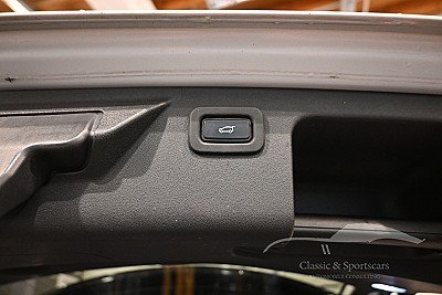 Photo 38 of Land Rover Discovery Sport 2.0 TD4 D150 Auto Euro 6d R-DYNAMIC VAN 