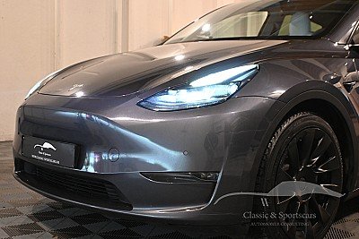 Foto 3 van Tesla Model Y DUAL MOTOR LONG RANGE 